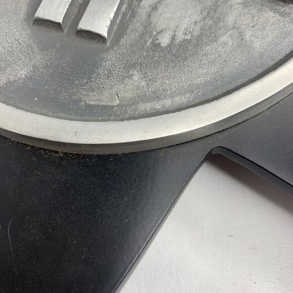 MCM Garage Black Silver Metal Wall Clock Takane Quartz Made in USA Movement‎ - Picture 7 of 8